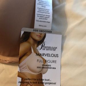 34 DDD nude underwire bra NWT